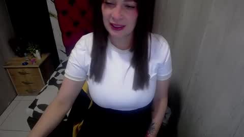 esmeralda black online show from June 2026 03:48:01 AM