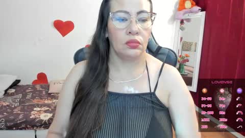 esme online show from March 2026 01:57:02 PM