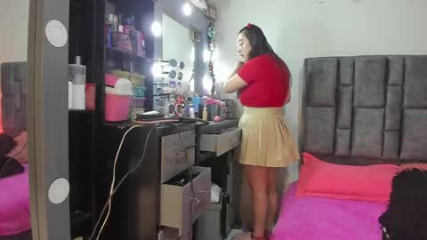 Perla online show from May 2026 09:22:01 PM