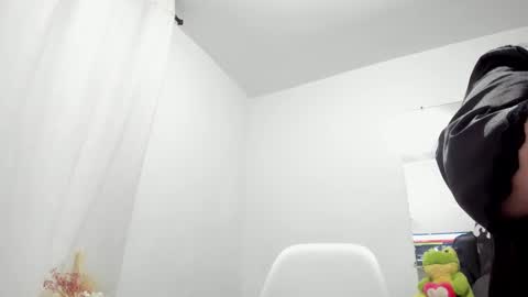 Esmeralda online show from February 2025 01:03:02 AM