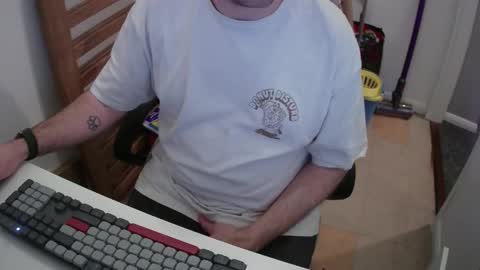 Snapshot of essex_wild chatting on November 2025 05:50:02 PM Morph online show from November 2025 05:50:02 PM