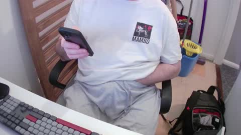 Snapshot of essex_wild chatting on December 2025 09:44:02 PM Morph online show from December 2025 09:44:02 PM