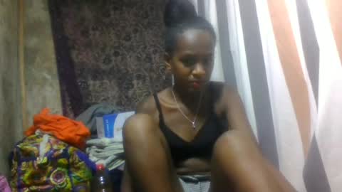 Snapshot of estancelee chatting on June 2026 11:52:02 AM estancelee online show from June 2026 11:52:02 AM