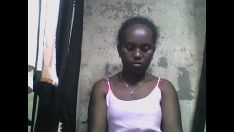 estanie online show from September 2025 06:30:01 PM