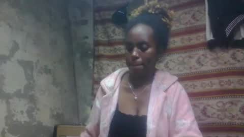 estanie online show from September 2025 07:52:01 PM