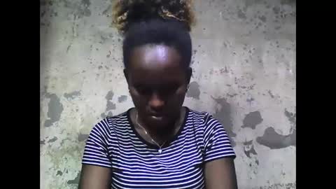 estanie online show from October 2025 07:22:02 PM