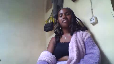 estanie online show from October 2025 06:51:02 PM