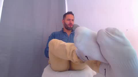 Snapshot of esteban7984068 chatting on January 2025 05:39:02 PM esteban online show from January 2025 05:39:02 PM