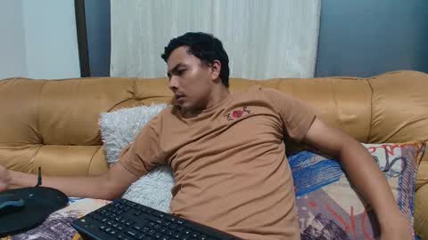 Snapshot of estebancot0314 chatting on October 2025 05:33:01 AM Esteban online show from October 2025 05:33:01 AM