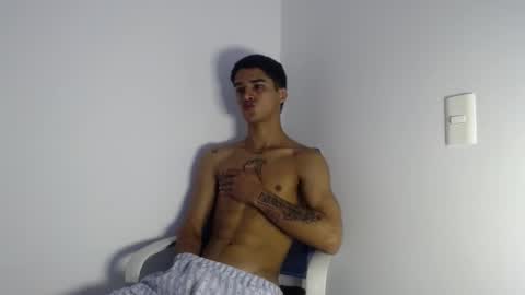 Snapshot of estebanjm22 chatting on February 2026 04:29:01 PM Esteban online show from February 2026 04:29:01 PM