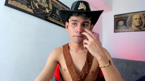 Esteban online show from December 2024 12:20:02 PM