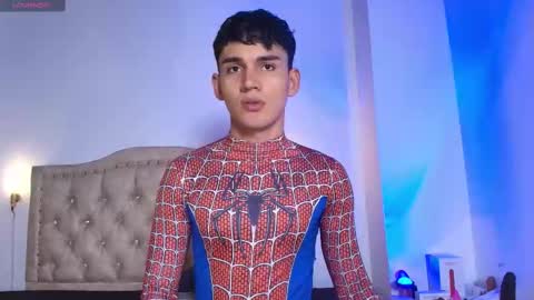 Esteban online show from October 2025 10:47:02 AM