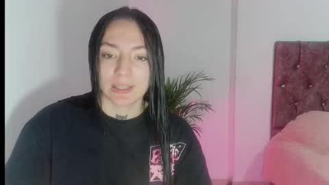 estefa1 online show from December 2025 11:12:01 PM