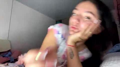 estefa1 online show from March 2026 05:35:02 AM