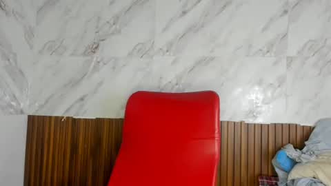 estefani robles online show from June 2026 12:39:01 AM