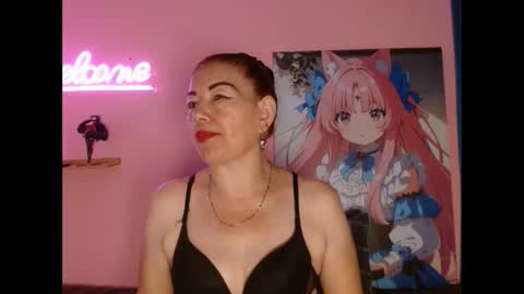 Snapshot of estefania_344 chatting on November 2025 02:27:02 PM estefania_344 online show from November 2025 02:27:02 PM
