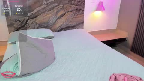 Stefy online show from March 2025 06:43:01 AM