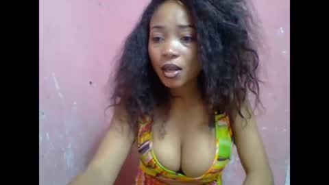 estelah20 online show from October 2025 06:01:01 AM