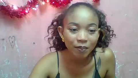 estelah20 online show from December 2025 07:36:02 AM