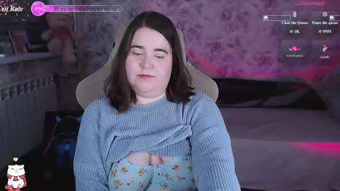 estelle_hicks online show from April 2026 09:39:33 PM