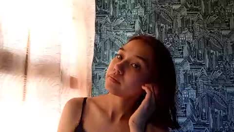 estellekirbo online show from June 2026 01:03:02 PM