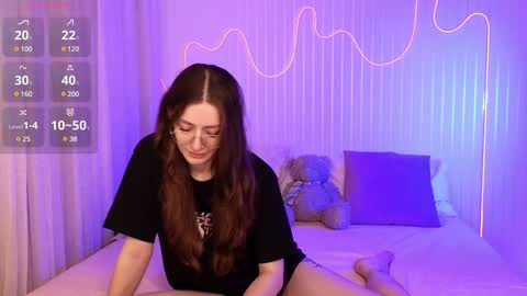 Ester online show from December 2024 11:46:01 PM