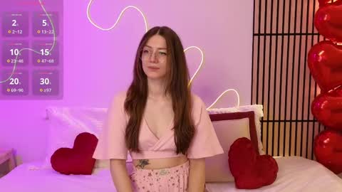 Ester online show from February 2025 12:17:02 AM