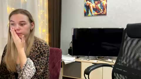 Snapshot of ester_vixen chatting on February 2026 06:47:02 PM Ester online show from February 2026 06:47:02 PM