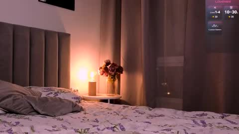 Ester online show from March 2026 07:21:02 PM