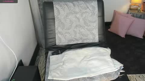 - E S T R E L L A  M I L F - online show from March 2025 10:10:01 PM