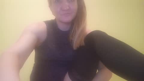 Snapshot of estrellawalters chatting on December 2024 08:32:01 PM estrellawalters online show from December 2024 08:32:01 PM