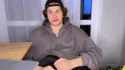 Alex online show from April 2026 06:02:02 PM