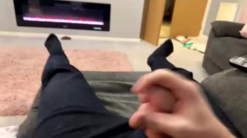 esxguy1 online show from April 2026 11:32:01 PM