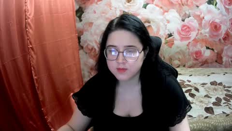 Snapshot of eternal_eighth chatting on December 2024 01:37:02 AM Didi online show from December 2024 01:37:02 AM