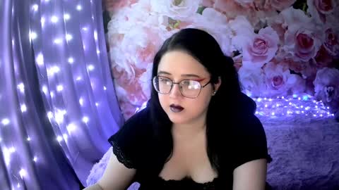 Snapshot of eternal_eighth chatting on December 2024 07:57:01 PM Didi online show from December 2024 07:57:01 PM