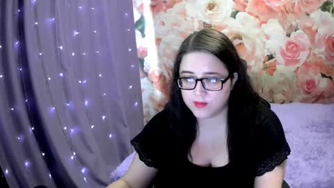 Snapshot of eternal_eighth chatting on September 2025 12:19:01 PM Didi online show from September 2025 12:19:01 PM