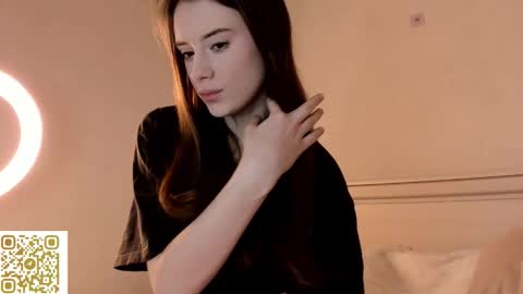 Snapshot of eternalamy chatting on February 2026 01:46:01 AM Amy 3 online show from February 2026 01:46:01 AM