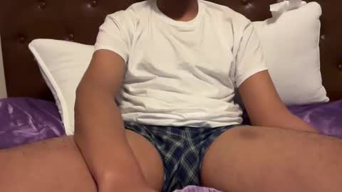 Snapshot of eternalloverboy chatting on October 2025 08:16:02 PM Angel online show from October 2025 08:16:02 PM