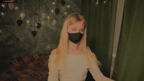 Sophia online show from March 2026 09:43:02 PM