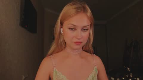 Sophia online show from June 2026 11:53:01 PM