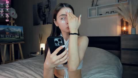 Mary online show from February 2025 07:20:01 AM