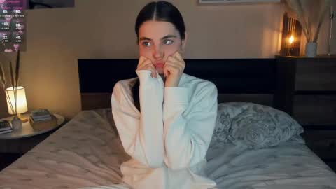 Mary online show from February 2025 11:06:02 AM