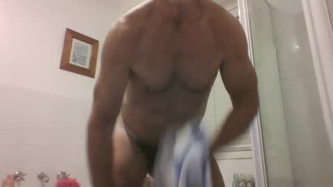 Snapshot of etextratestacle chatting on December 2024 04:50:01 PM ET online show from December 2024 04:50:01 PM