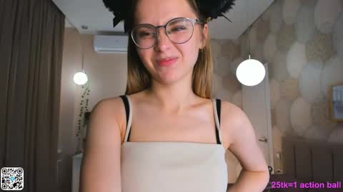 Snapshot of ethalhatchell chatting on March 2025 02:09:02 AM Elsa online show from March 2025 02:09:02 AM