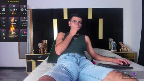 Snapshot of ethan__walker chatting on December 2024 07:21:02 PM Ethan online show from December 2024 07:21:02 PM