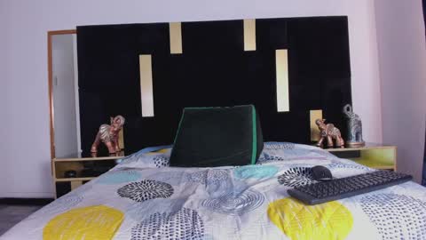 Snapshot of ethan__walker chatting on January 2025 07:43:01 PM Ethan online show from January 2025 07:43:01 PM