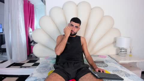 Snapshot of ethan__walker chatting on February 2025 11:51:02 AM Ethan online show from February 2025 11:51:02 AM