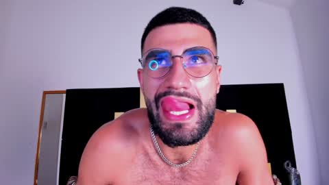 Snapshot of ethan__walker chatting on February 2025 01:45:02 AM Ethan online show from February 2025 01:45:02 AM