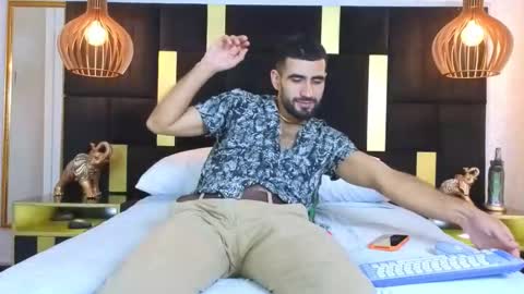 Snapshot of ethan__walker chatting on November 2025 07:37:01 PM Ethan online show from November 2025 07:37:01 PM