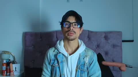 ethan  online show from February 2026 02:13:02 AM